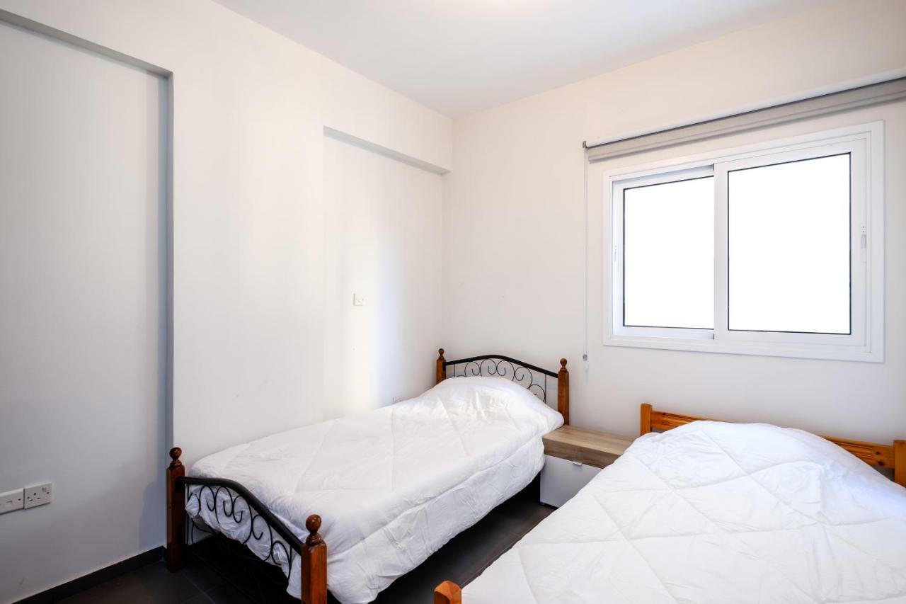 拉纳卡Book Me Now Central Flat公寓 外观 照片