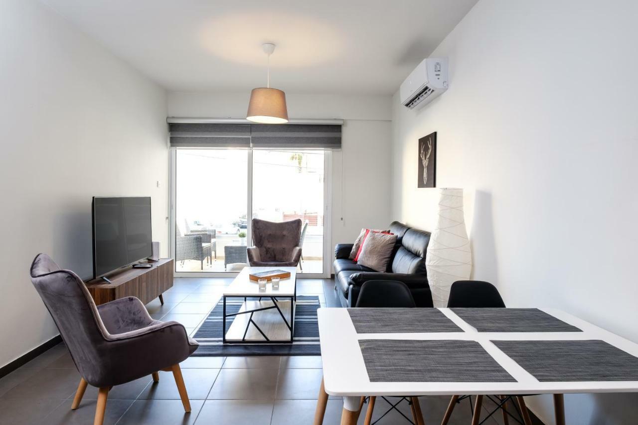 拉纳卡Book Me Now Central Flat公寓 外观 照片
