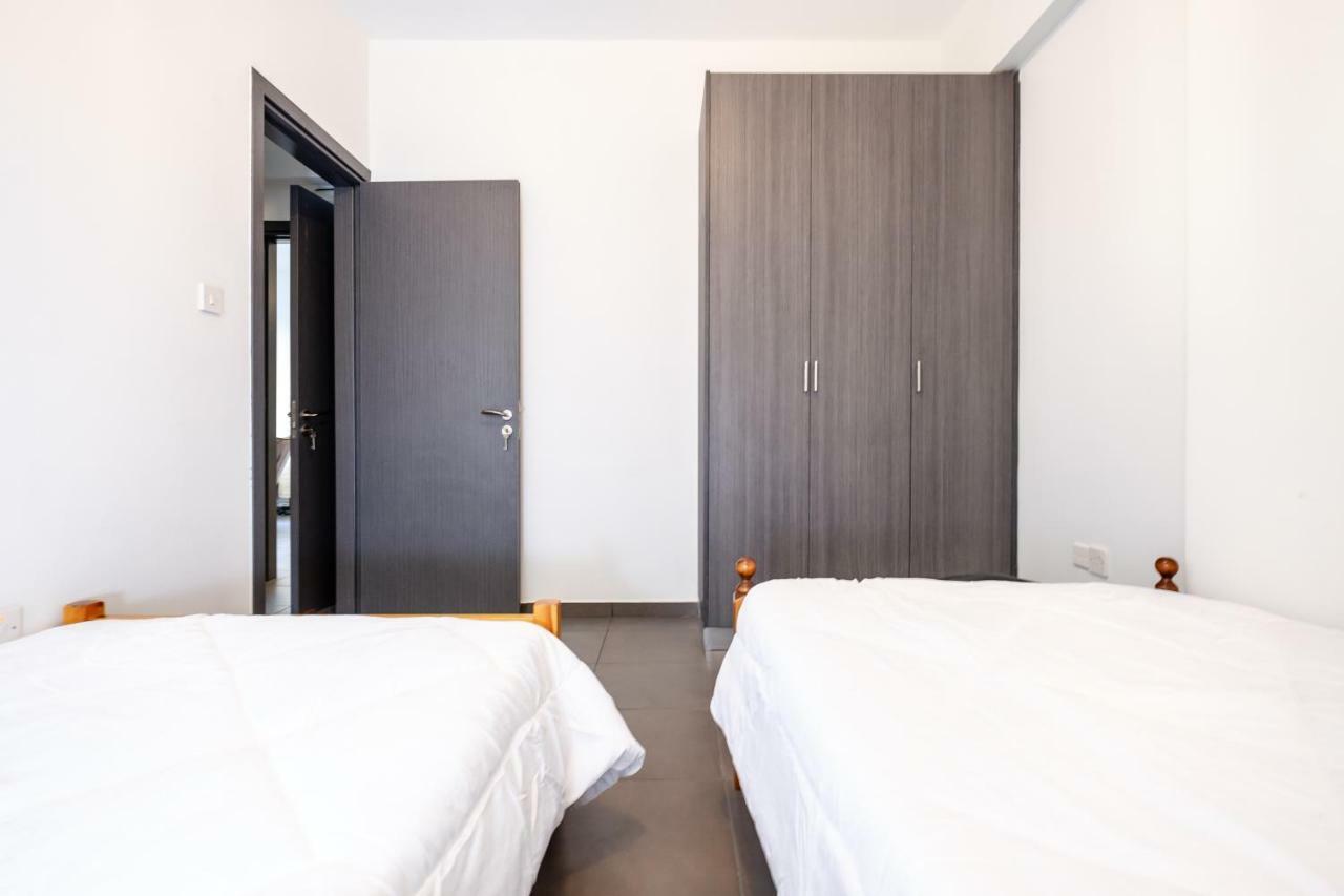 拉纳卡Book Me Now Central Flat公寓 外观 照片